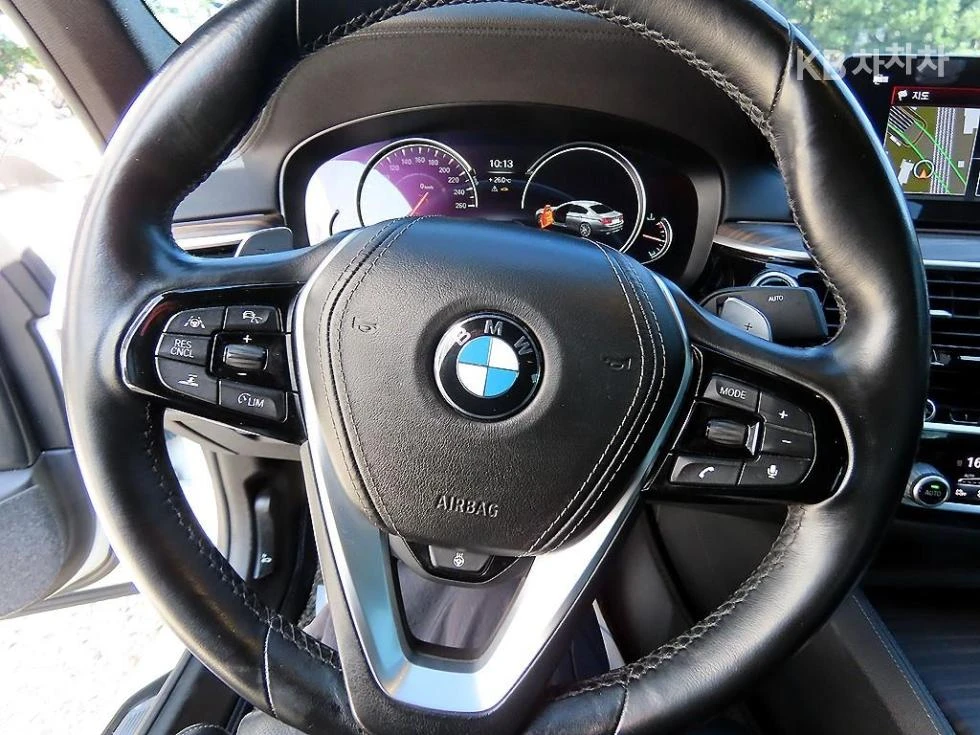 BMW 530 XDRIVE M-SPORT PLUS * КРАЙНА ЦЕНА* FULL, снимка 9 - Автомобили и джипове - 56171730