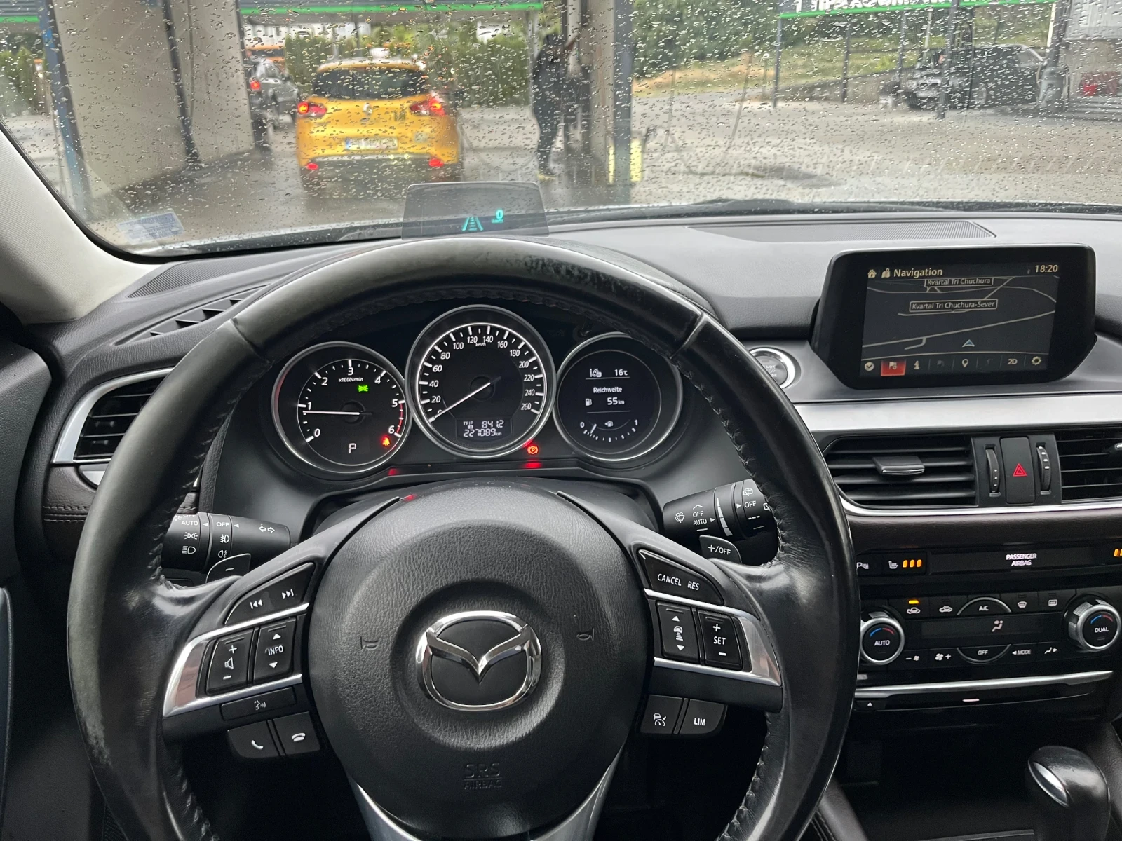 Mazda 6 2.2 175 full head up keyless! Швейцария, снимка 11 - Автомобили и джипове - 56242431