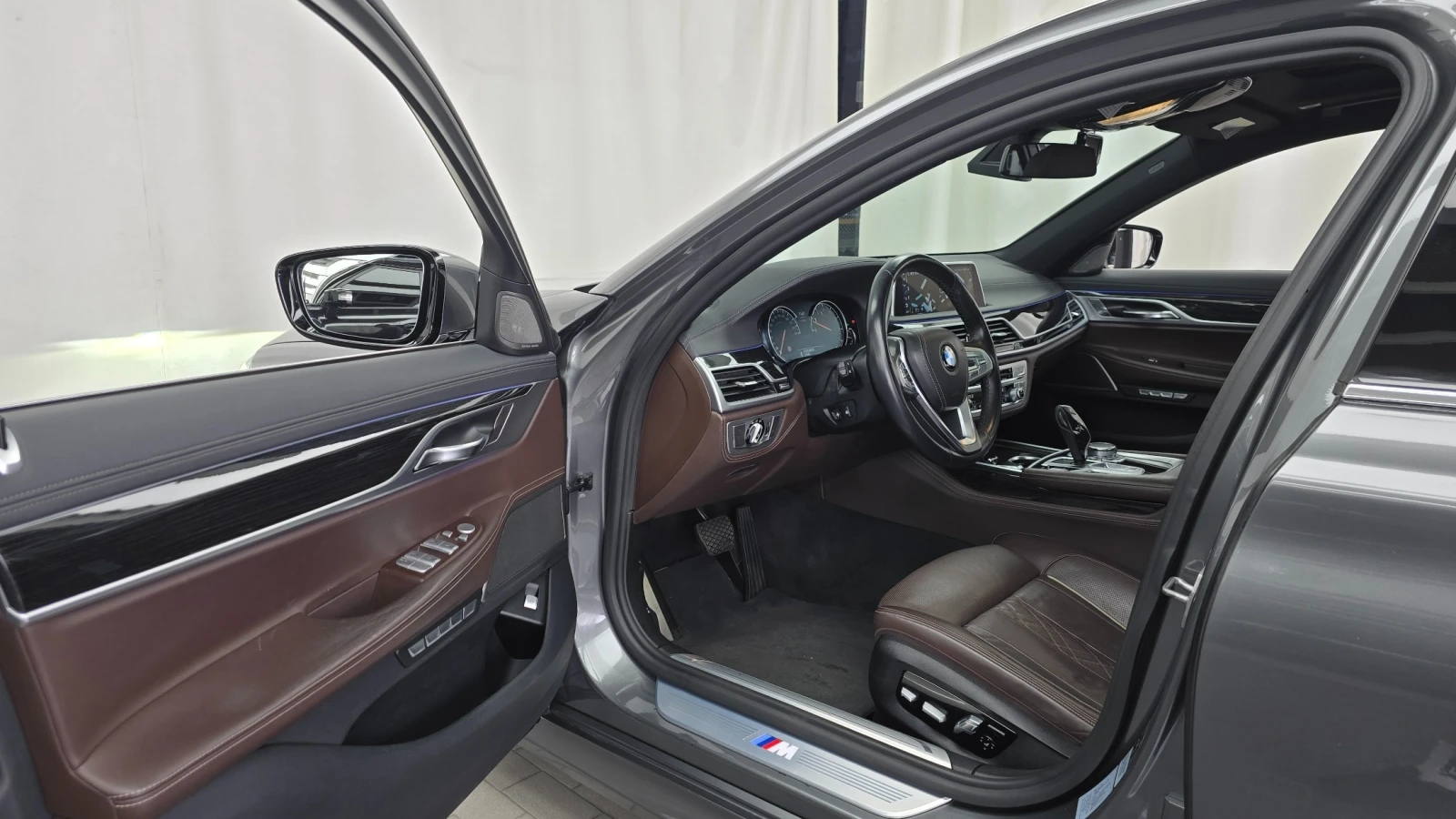 BMW 740 2018 M Sport 740LI Xdrive* B58, снимка 6 - Автомобили и джипове - 56293892