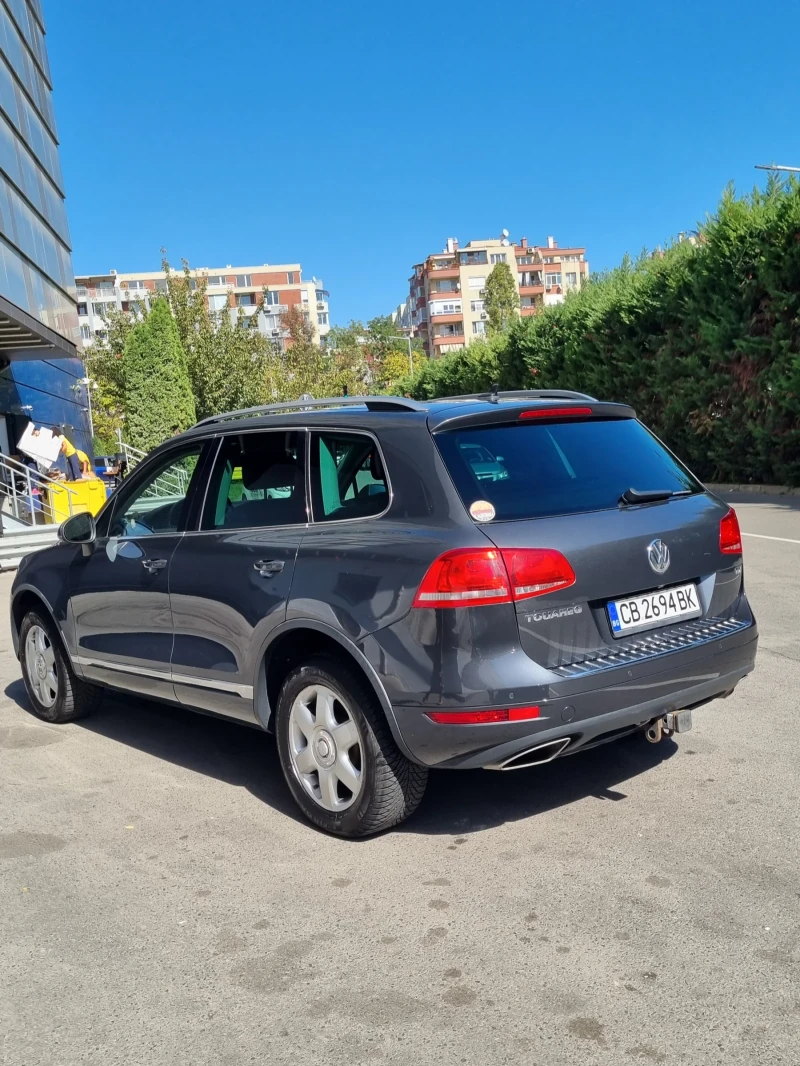 VW Touareg, снимка 11 - Автомобили и джипове - 47737886