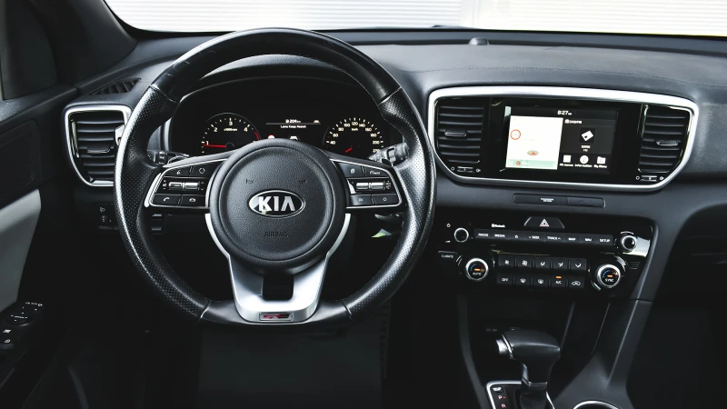 Kia Sportage GT-Line 1.6 CRDi Automatic, снимка 9 - Автомобили и джипове - 50208613