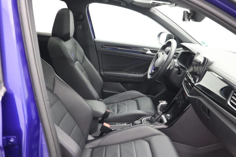 VW T-Roc R 300HP/ 4x4 / NAVI / PANO / AKRAPOVIC /  , снимка 10 - Автомобили и джипове - 52157595