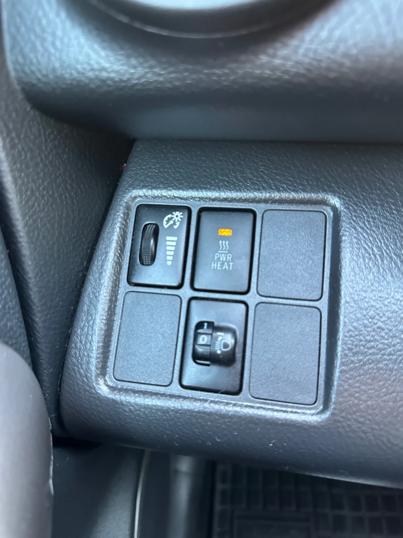 Toyota Rav4 2.2D 177кс 4X4, снимка 16 - Автомобили и джипове - 52613675