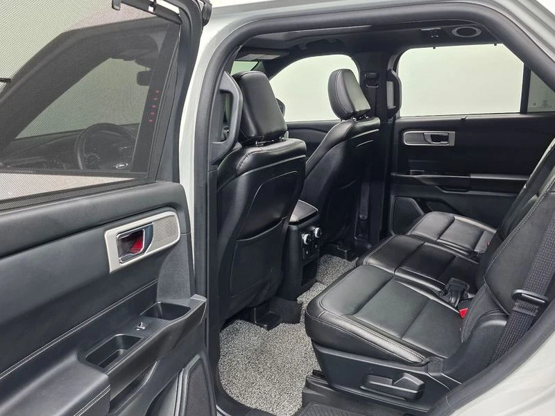 Ford Explorer 2.3 H Automatic, снимка 12 - Автомобили и джипове - 55814499