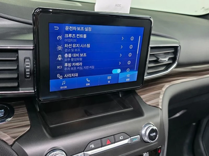 Ford Explorer 2.3 H Automatic, снимка 14 - Автомобили и джипове - 55814499