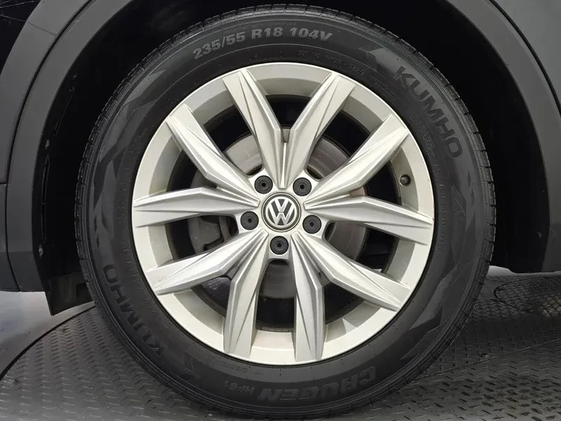 VW Tiguan 2.0 Tdi Premium, снимка 5 - Автомобили и джипове - 56266941