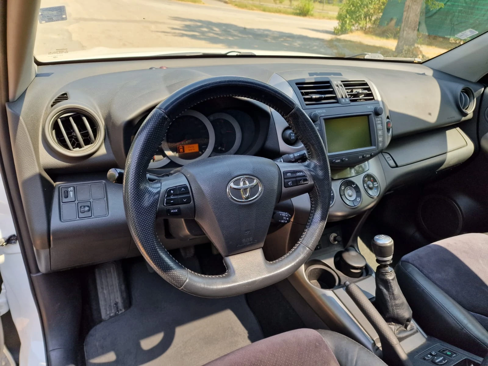 Toyota Rav4  - изображение 4