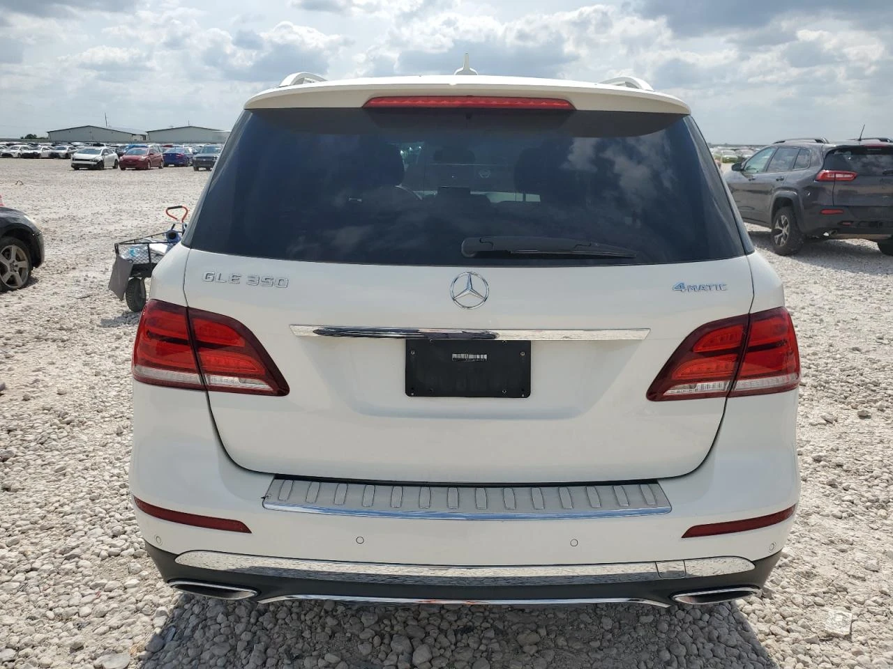 Mercedes-Benz GLE 350 4MATIC * Възможност за лизинг*  - изображение 6