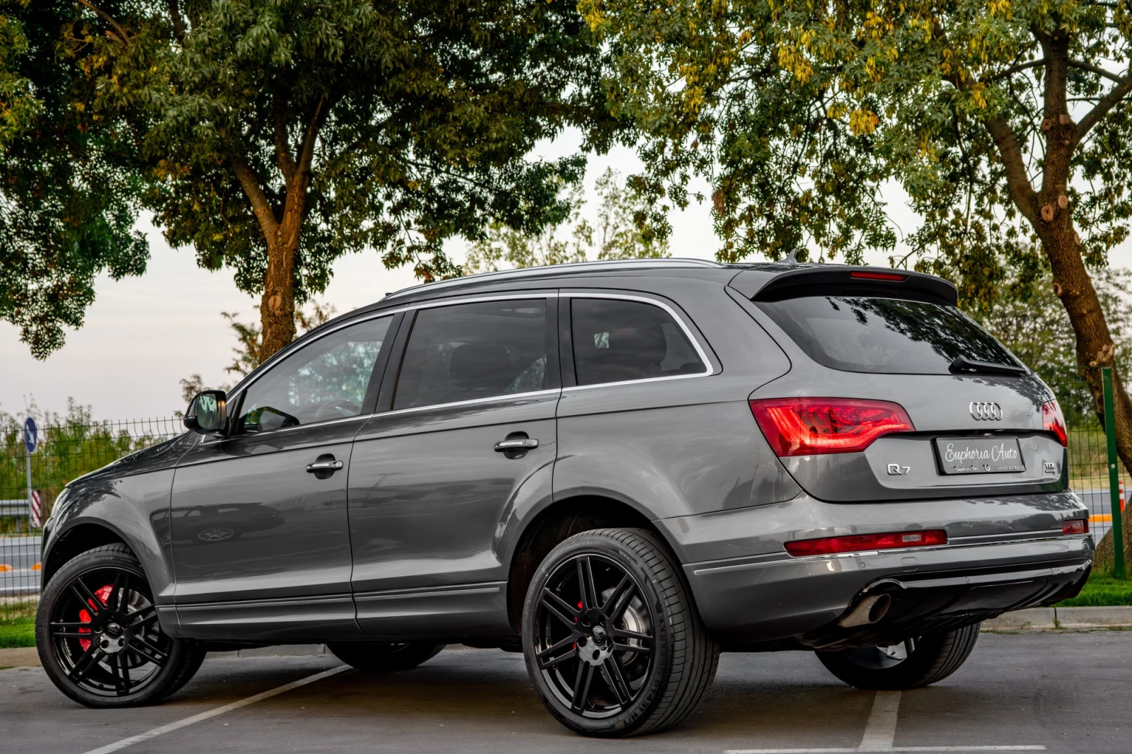 Audi Q7 3.0TDI* QUATTRO* S-LINE* 7-МЕСТЕН* PANO* CARBON - изображение 3