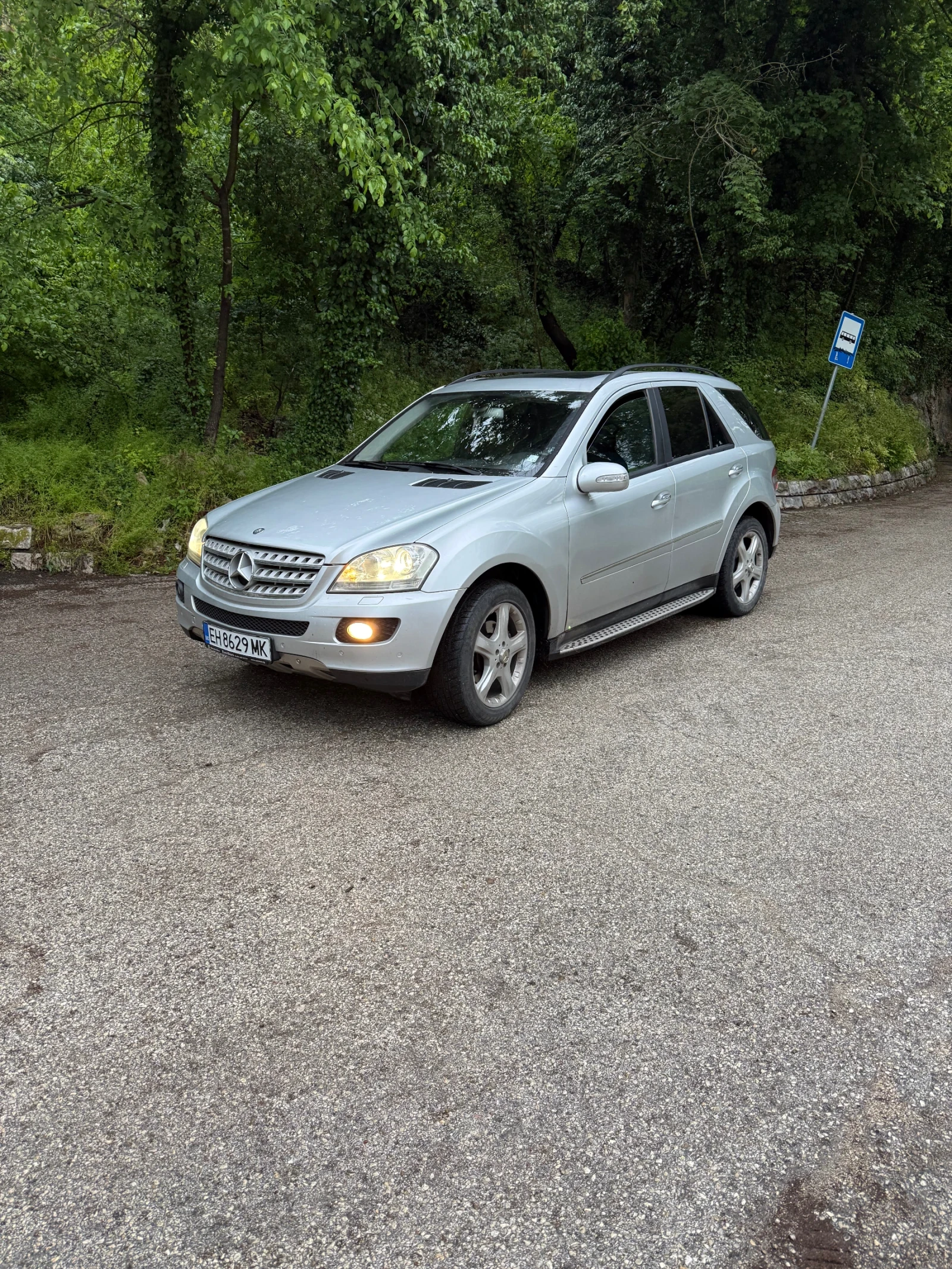 Mercedes-Benz ML 320, снимка 2 - Автомобили и джипове - 54591651