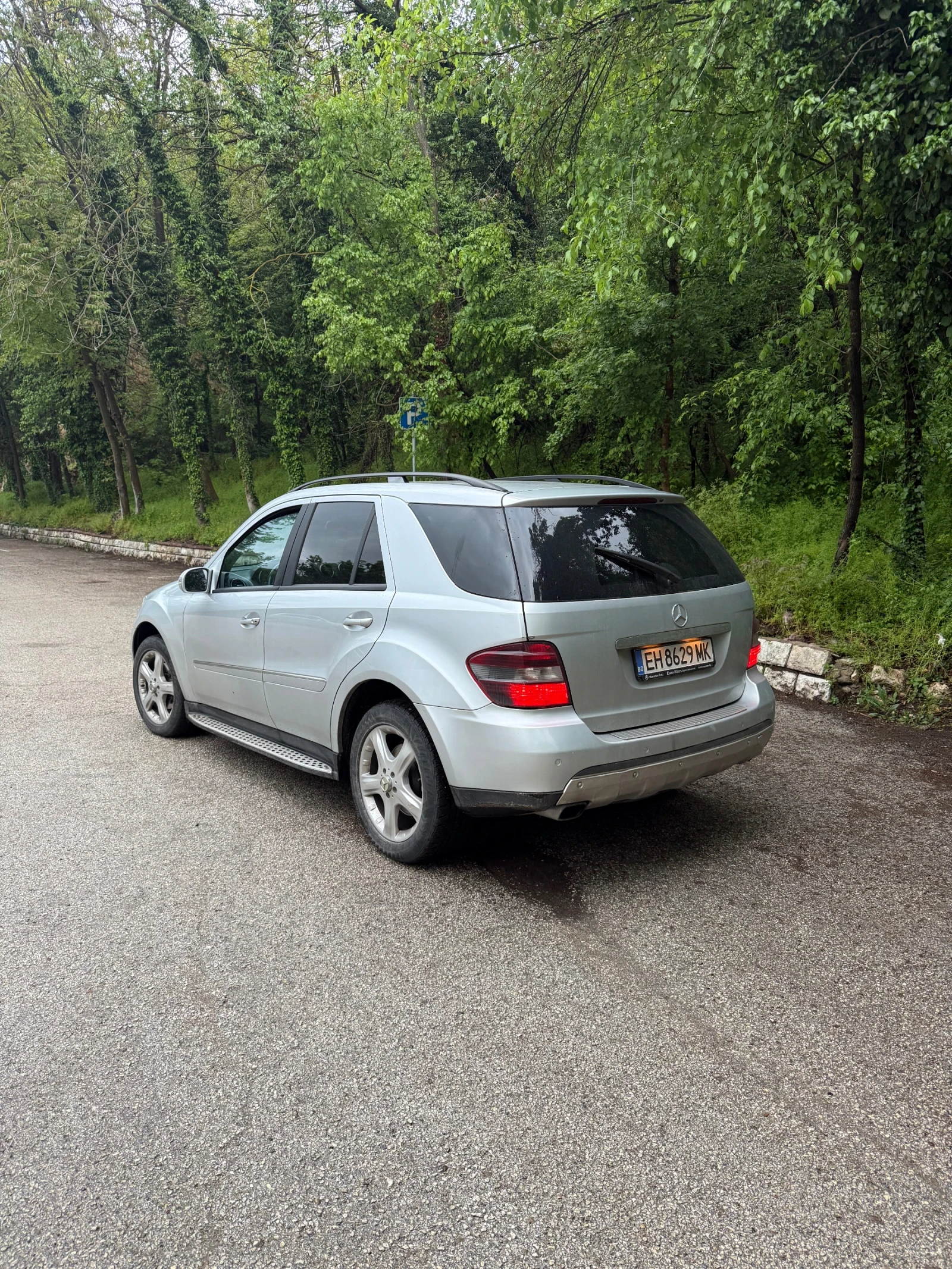 Mercedes-Benz ML 320, снимка 4 - Автомобили и джипове - 54591651