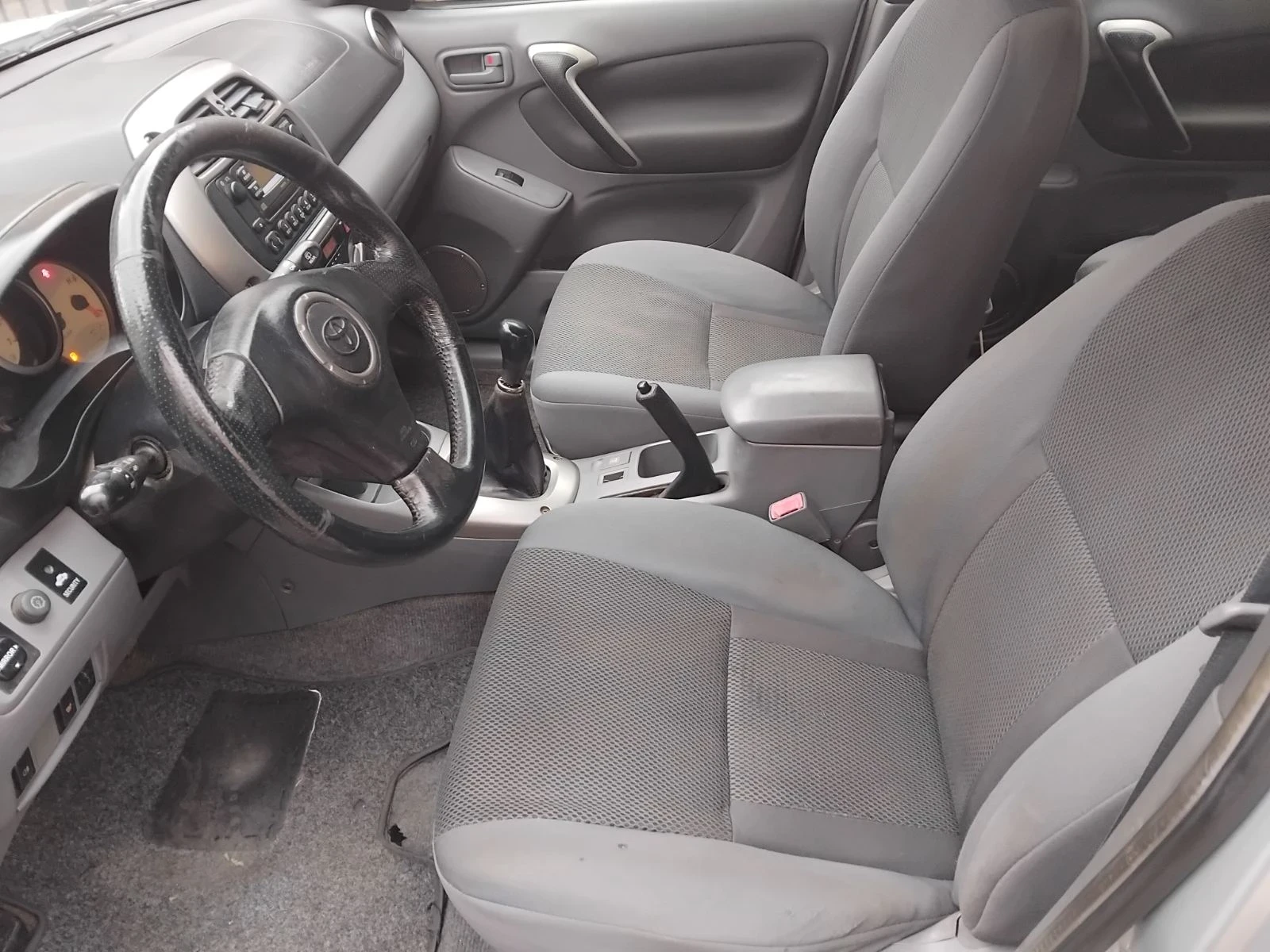 Toyota Rav4 2.0, снимка 5 - Автомобили и джипове - 54782182
