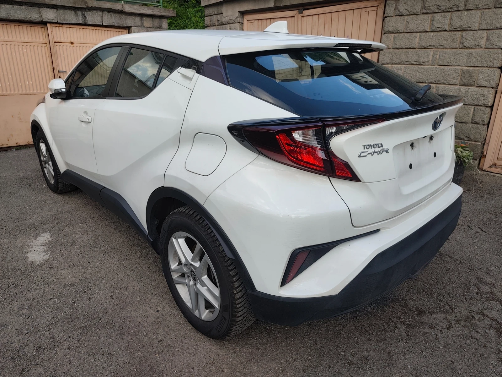 Toyota C-HR Фейслифт  Хибрид 2021г, снимка 4 - Автомобили и джипове - 54823738