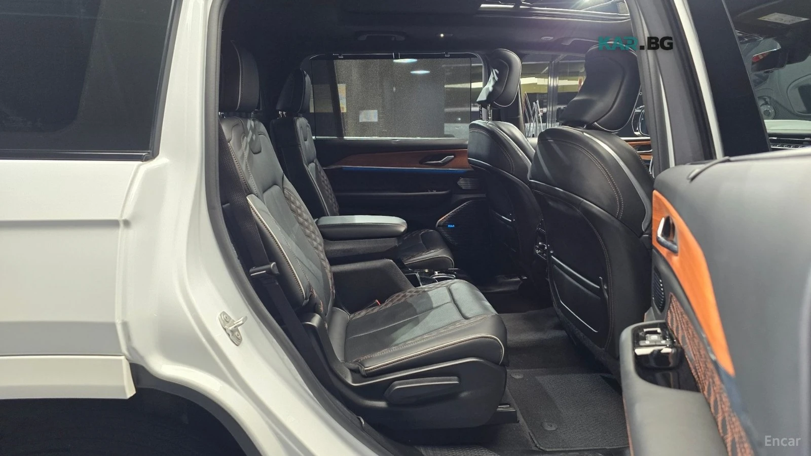 Jeep Cherokee SUMMIT* RESERVE* ПОДГРЕВ* ОБДУХ* 360* ДИСТРОНИК* , снимка 10 - Автомобили и джипове - 55800780