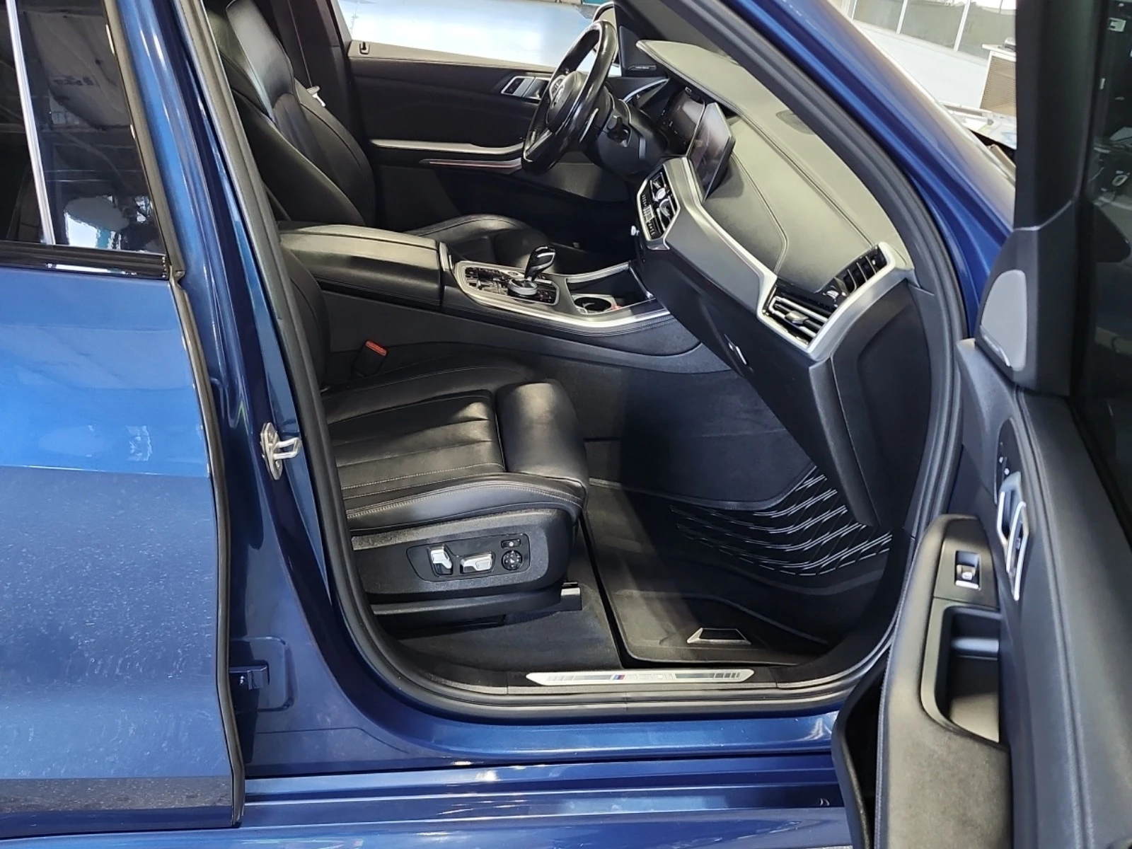 BMW X5 M-PACK* DIGITAL* ОБДУХВАНЕ* ПОДГРЕВ* HARMAN/KARDON, снимка 11 - Автомобили и джипове - 56248650