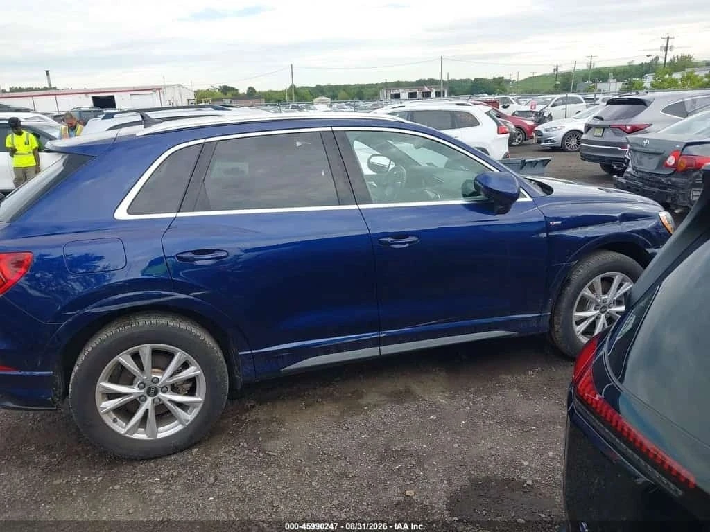 Audi Q3, снимка 13 - Автомобили и джипове - 56686481