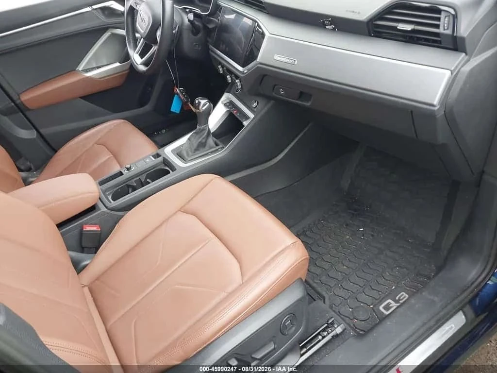 Audi Q3, снимка 5 - Автомобили и джипове - 56686481