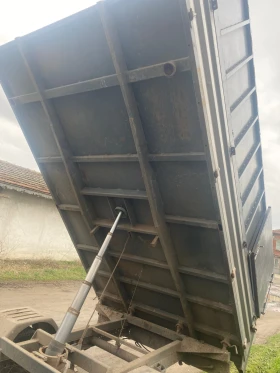 Iveco 35c13 Тристранен Самосвал, снимка 6 - Бусове и автобуси - 53624770