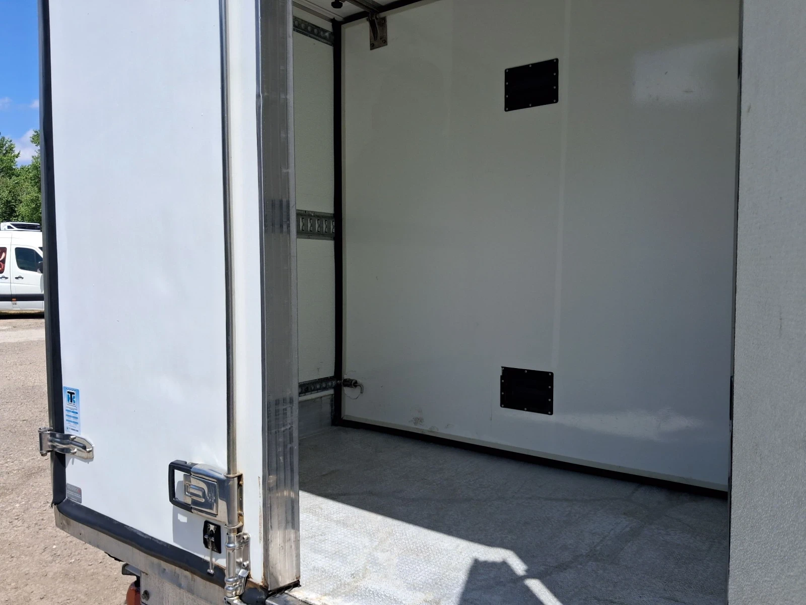 Fiat Ducato 3.0, 180, к.с. 4.20 м., хладилен, автопилот, ТОП, снимка 16 - Бусове и автобуси - 54683062