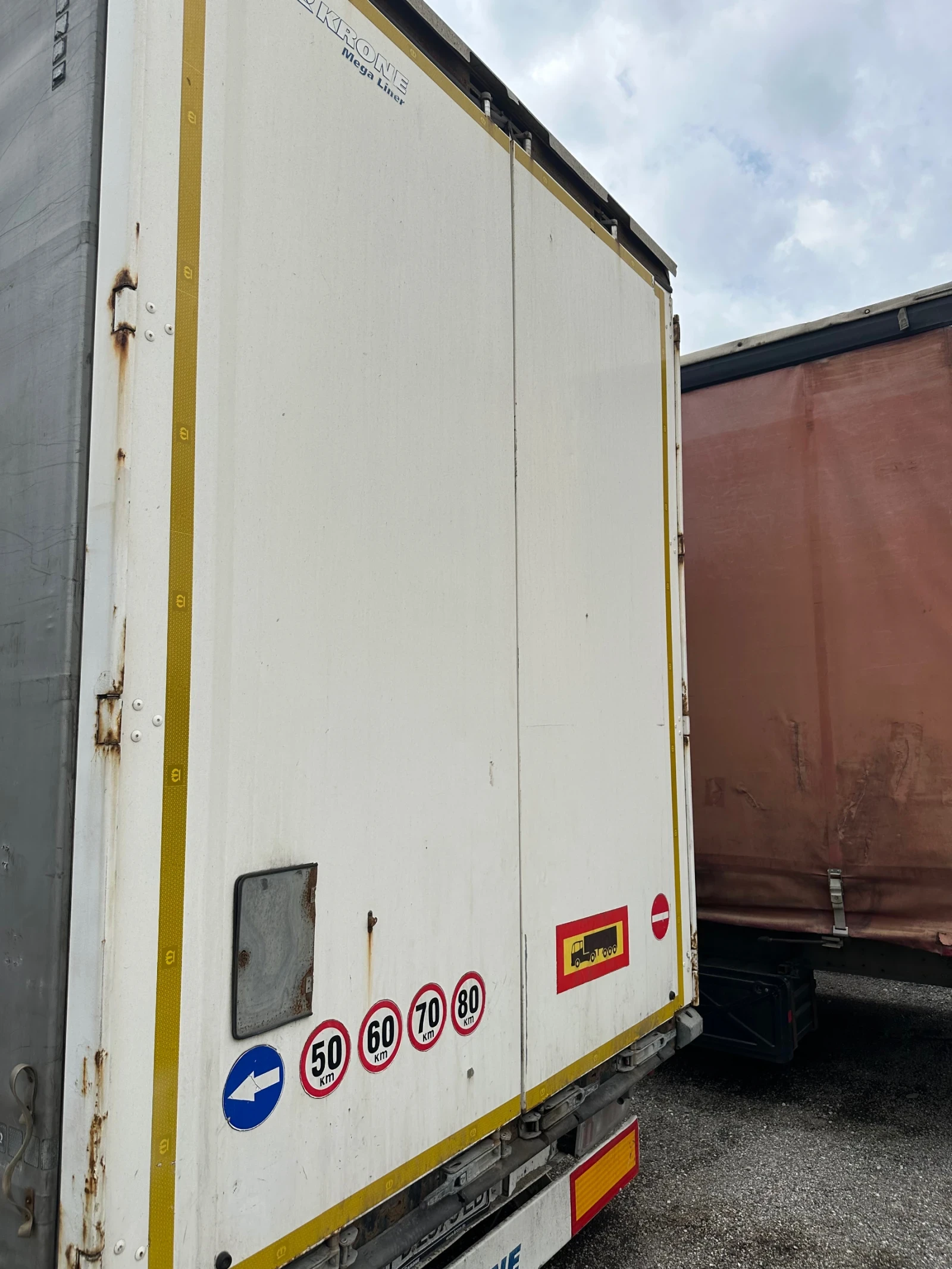 Полуремарке Krone Мега, снимка 4 - Ремаркета - 54887505