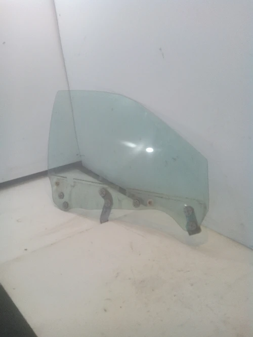 Стъкло странично предно дясно Субару Импреза