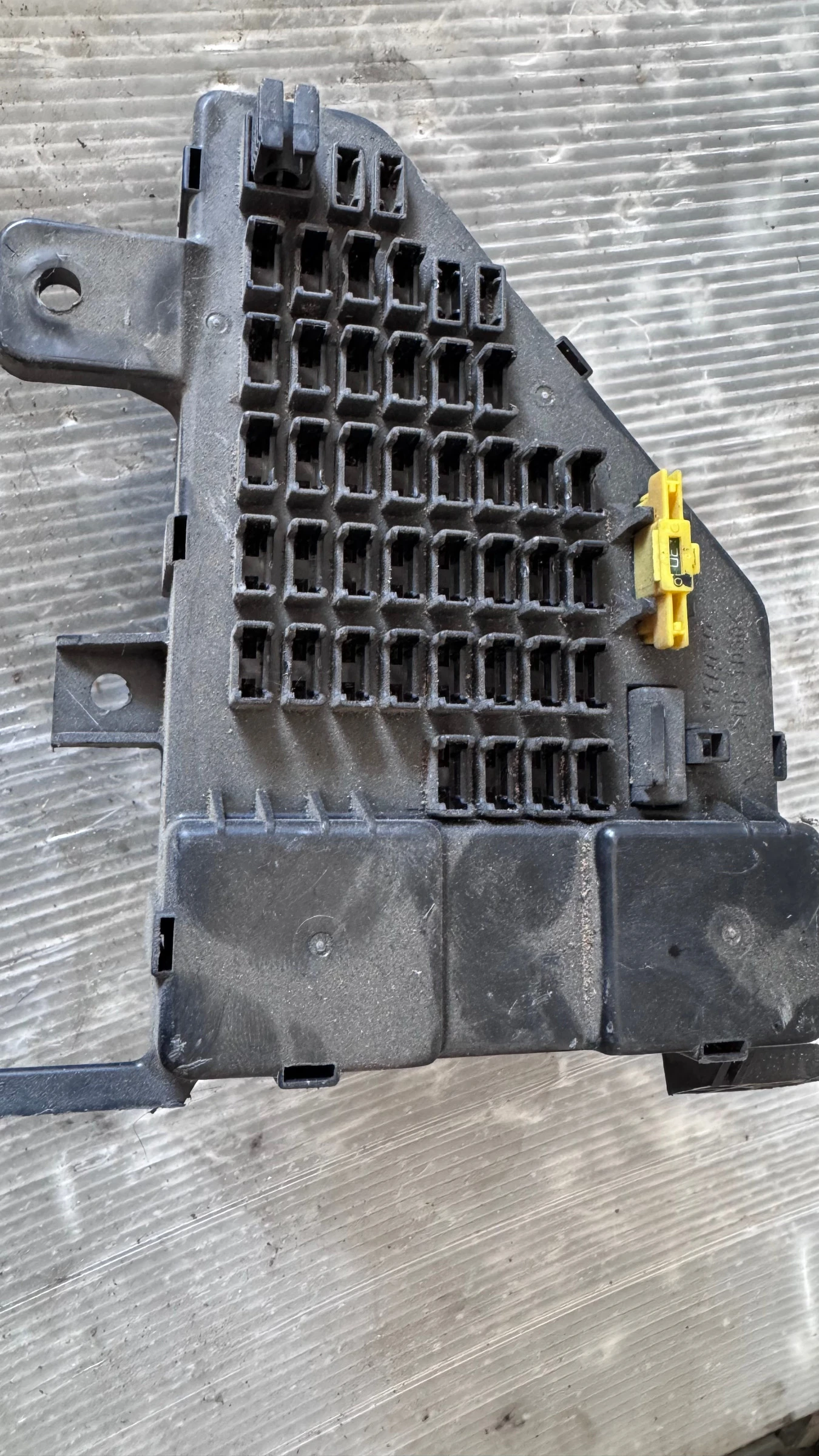 ��������� ����� (������� ����� BSI / BSM ) �� Hyundai Tucson - 91110-2E001 | Mobile.bg � ����������� 1