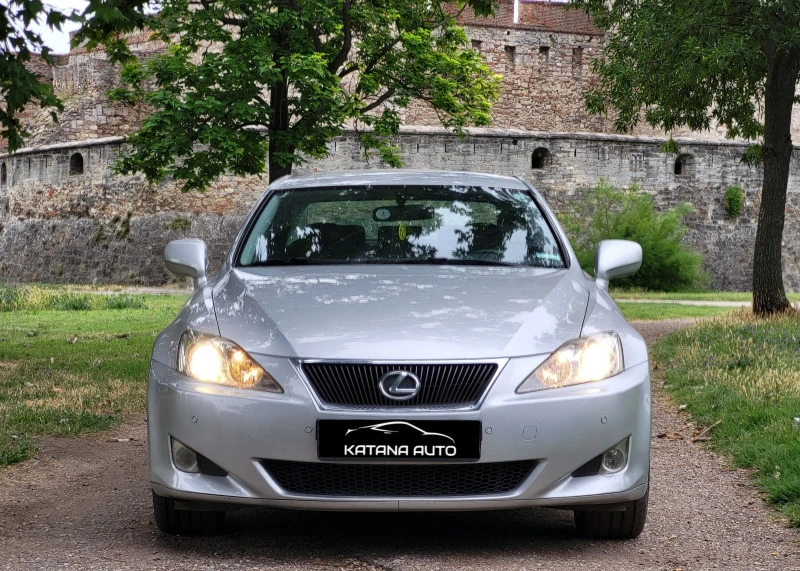 Lexus IS 220d 177к.с. / RWD / 149 000км, снимка 5 - Автомобили и джипове - 46344837