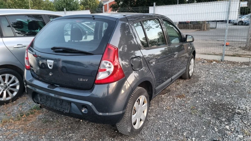 Dacia Sandero 1.2 I 16v, снимка 7 - Автомобили и джипове - 46959331