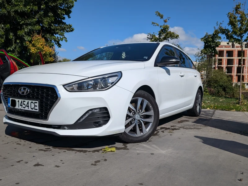 Hyundai I30 1.6 crdi, снимка 1 - Автомобили и джипове - 47405557