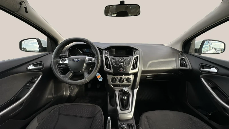 Ford Focus 1.6 TDCi, снимка 9 - Автомобили и джипове - 47944162