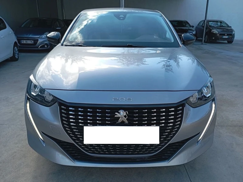 Peugeot 208 1.2, снимка 2 - Автомобили и джипове - 47995223