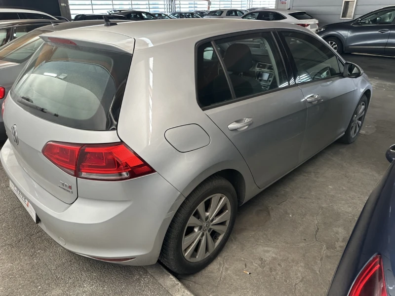 VW Golf 1, 6, снимка 4 - Автомобили и джипове - 49289909