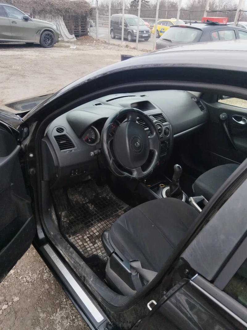 Renault Megane, снимка 4 - Автомобили и джипове - 49313805