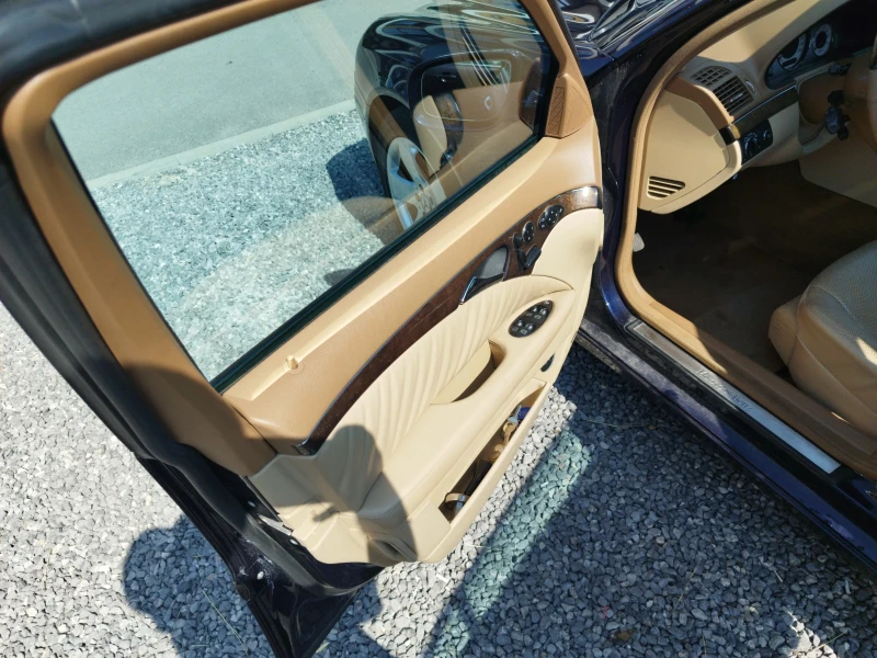 Mercedes-Benz E 500 Avantgarde , снимка 15 - Автомобили и джипове - 51538927