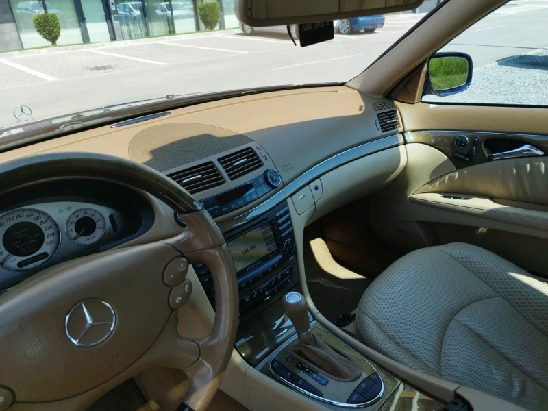 Mercedes-Benz E 500 Avantgarde , снимка 14 - Автомобили и джипове - 51538927