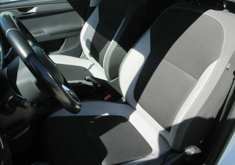 Skoda Fabia 1.4 tdi, снимка 8 - Автомобили и джипове - 51117733