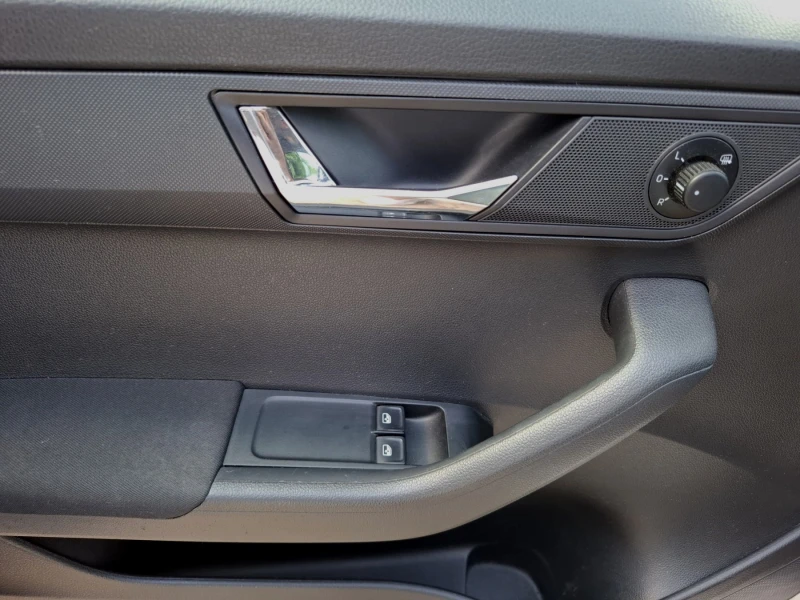 Skoda Fabia 1.4 tdi, снимка 13 - Автомобили и джипове - 51117733