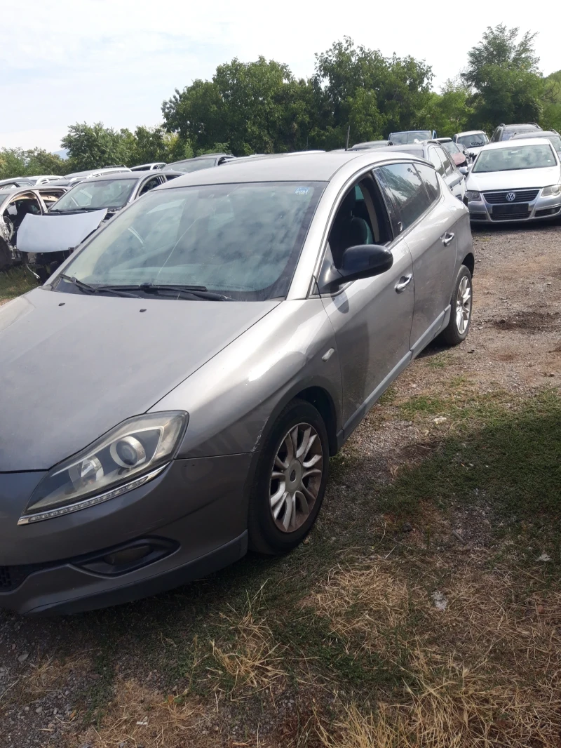 Lancia Delta 1.6 Mjet НА ЧАСТИ , снимка 2 - Автомобили и джипове - 51832363