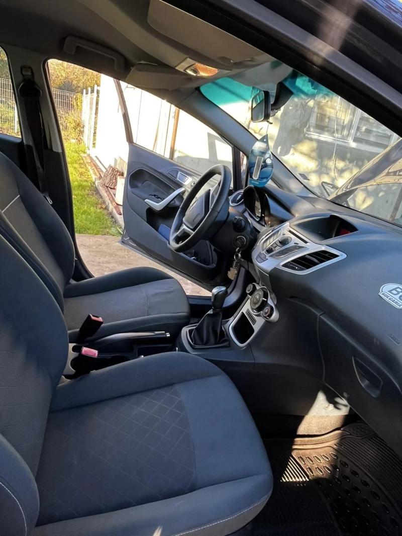 Ford Fiesta, снимка 8 - Автомобили и джипове - 52403448