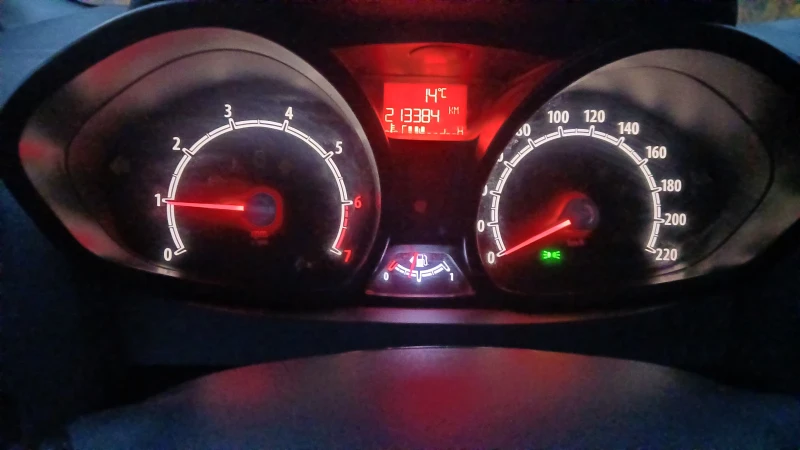 Ford Fiesta, снимка 16 - Автомобили и джипове - 52403448