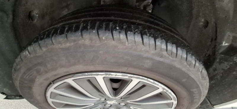 Peugeot 2008, снимка 12 - Автомобили и джипове - 52997755