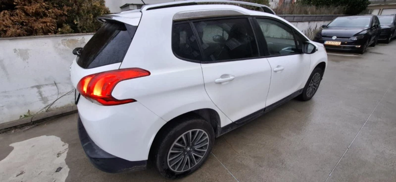 Peugeot 2008, снимка 4 - Автомобили и джипове - 52997755