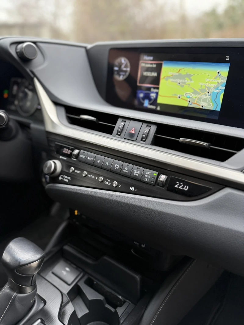 Lexus ES 300 ES300H - 55900 лв. - 63552754 1