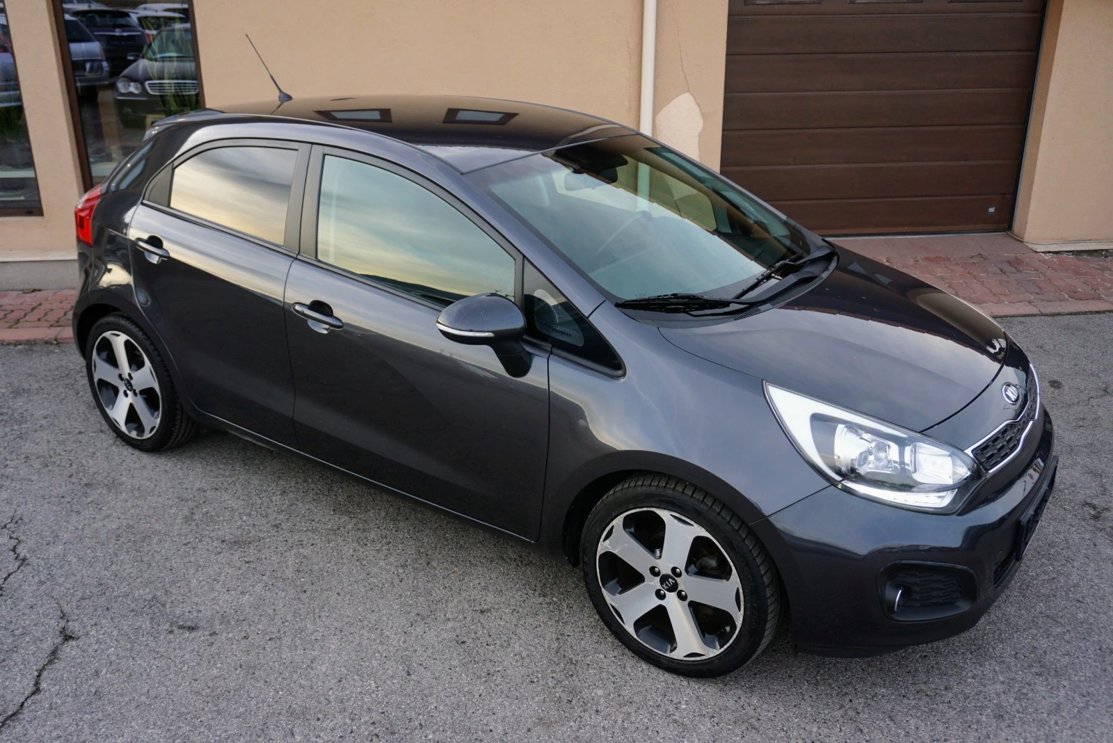 Kia Rio 1.2i 16v COOL KEYLESSGO - изображение 2