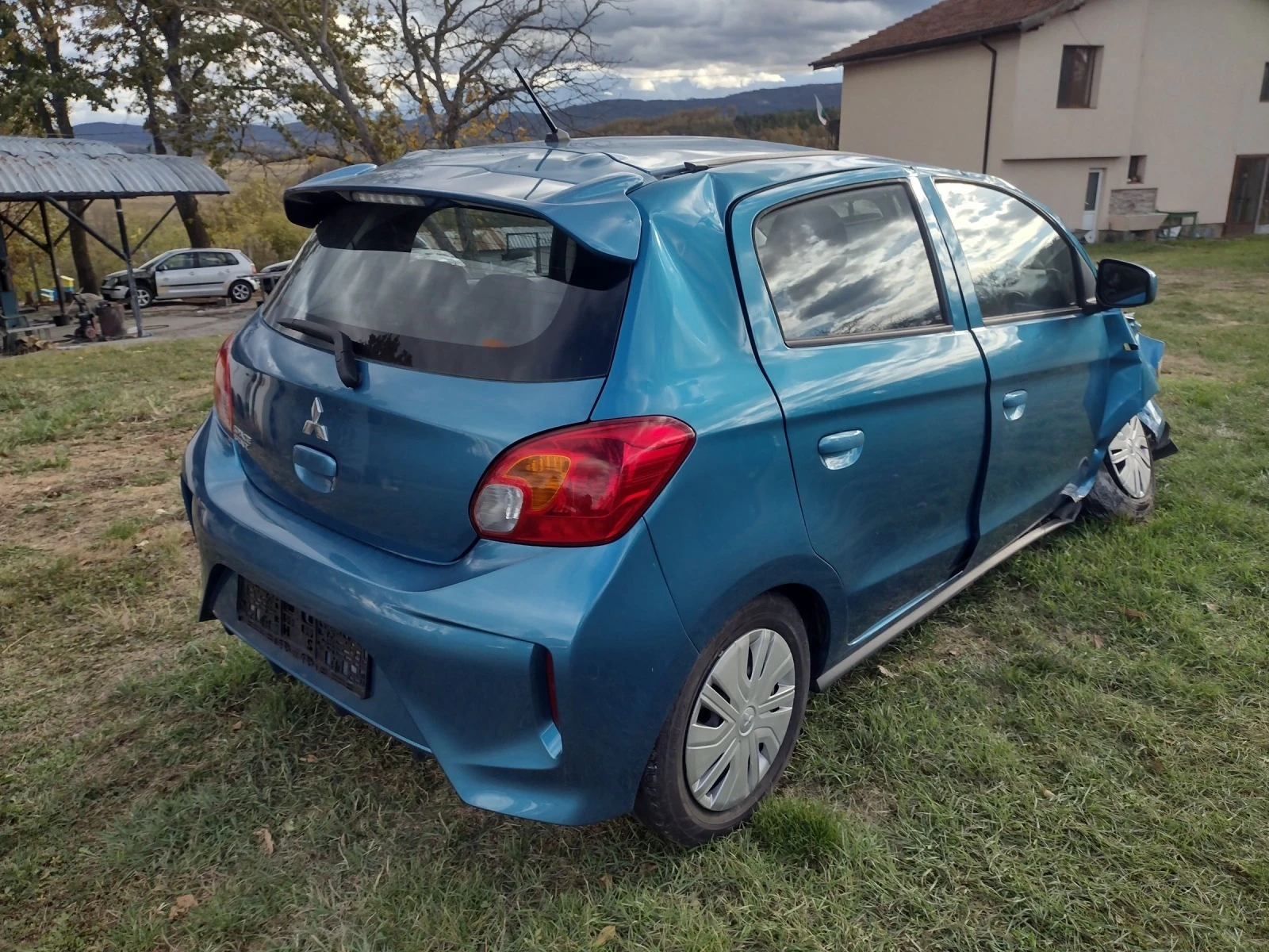 Mitsubishi Space star 1.0 mivec - изображение 5