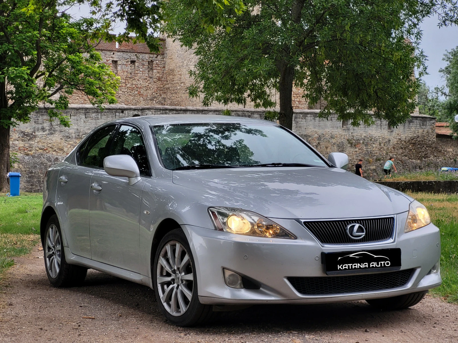 Lexus IS 220d 177к.с. / RWD / 149 000км - изображение 2