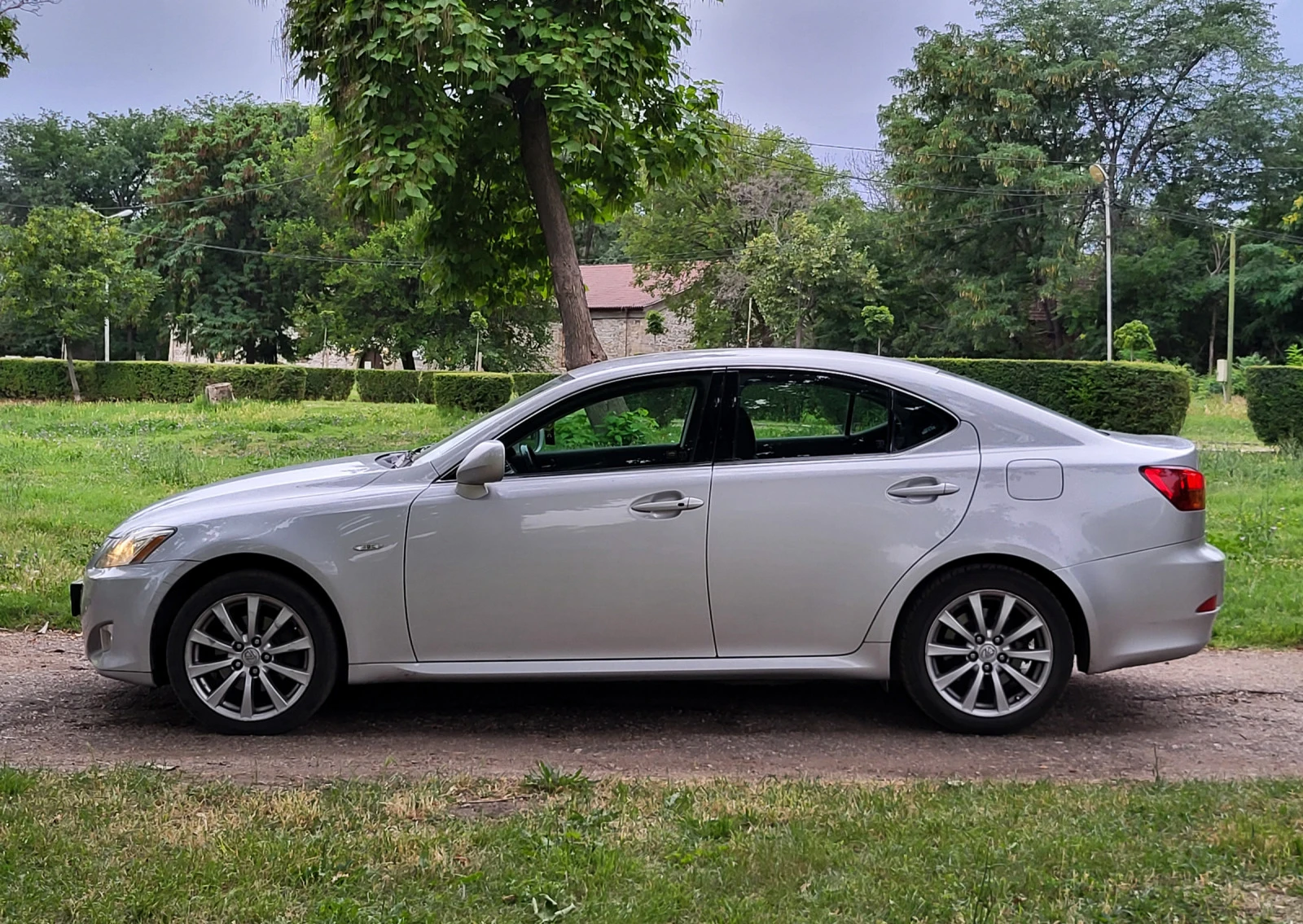 Lexus IS 220d 177к.с. / RWD / 149 000км - изображение 7