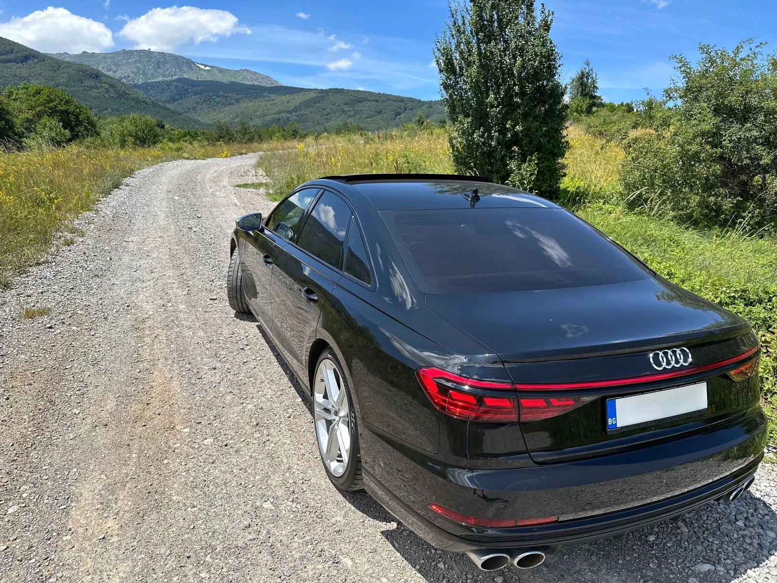 Audi S8  - изображение 7