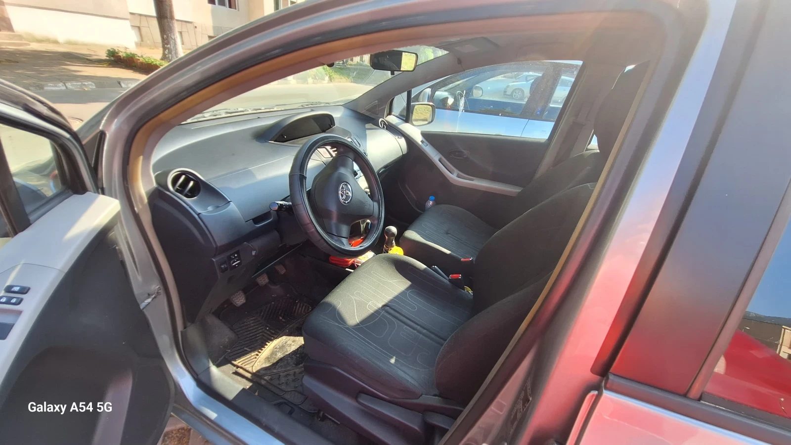 Toyota Yaris  - изображение 5