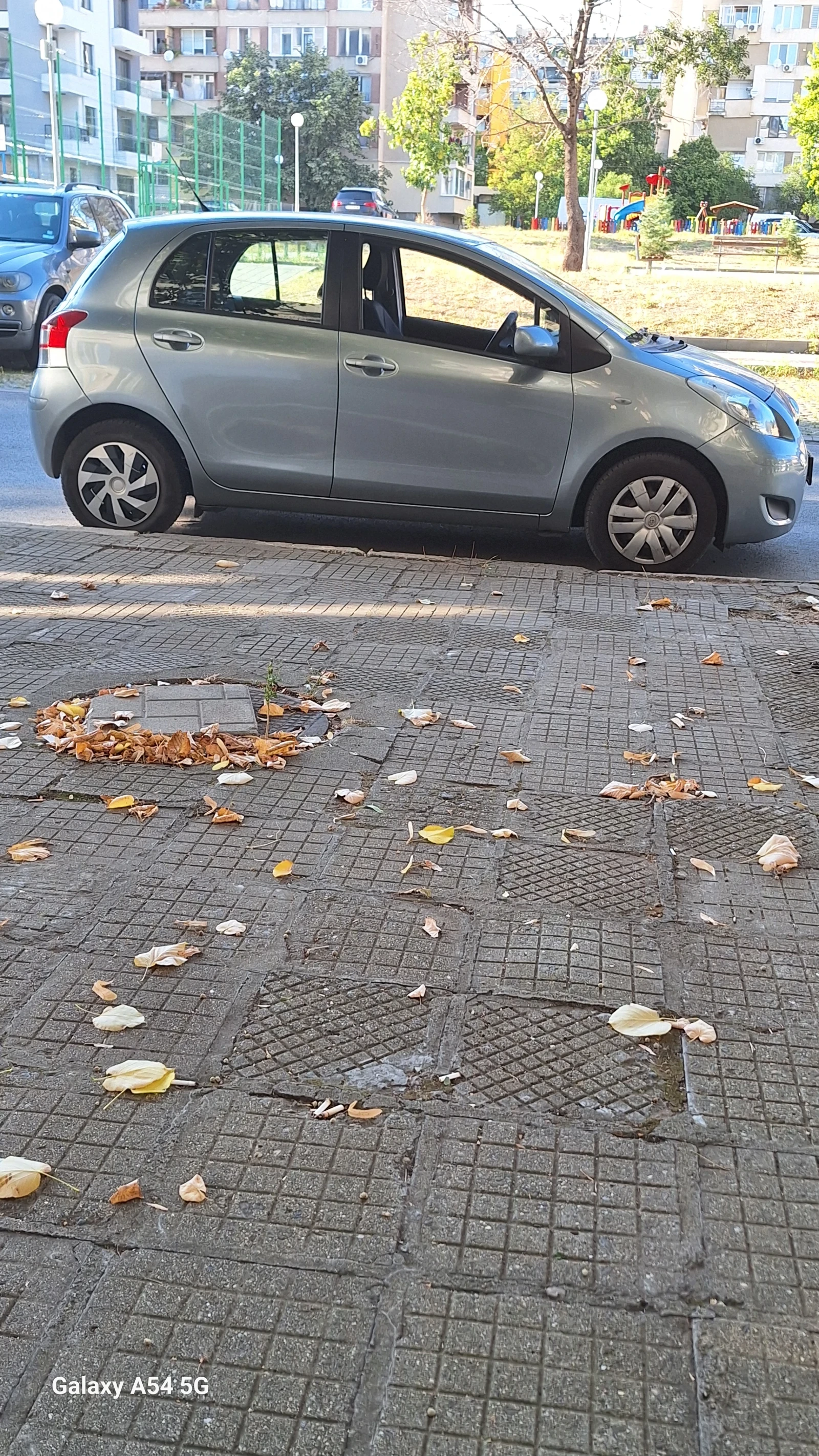 Toyota Yaris  - изображение 2